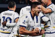 Inter se vrátil na vítěznou vlnu, Neapol pokračuje v jeho pronásledování, AC s Juventusem až v neděli večer