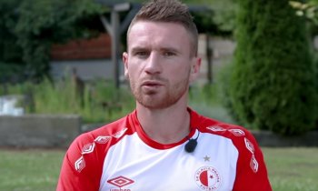 Co bude s Mešanovičem? Slavia mu nabízí prodloužení, ale jinde mu slibují důležitou roli...