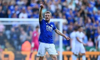 Bombarďák Vardy bude po postupu do Premier League dál dávat góly za Leicester