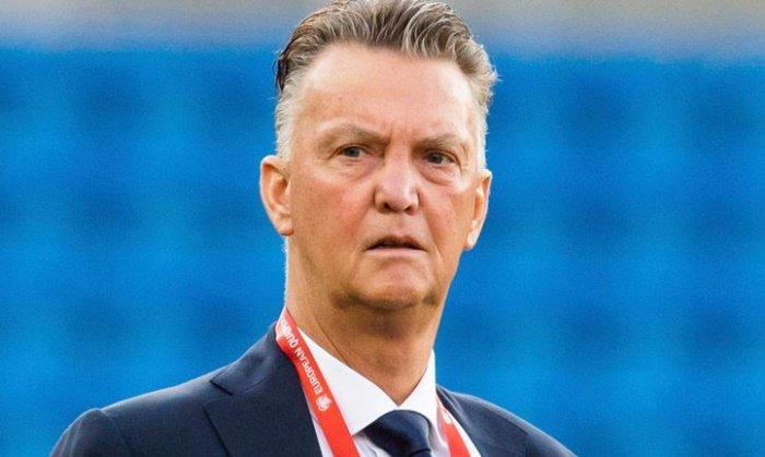 To je změna! Chválící van Gaal náhle otočil a kopal do vlastních řad: Budižkničemové!