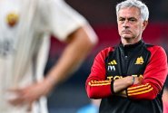 Agresivita na nesprávném místě, marodka i mizérie v ofenzivě. Hlavní důvody, proč je José Mourinho opět Sacked One