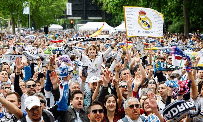 Fanoušci Realu říkali, že příští rok půjdou Ligu mistrů vyhrát znovu. Taková je madridská mentalita, líčí reportér