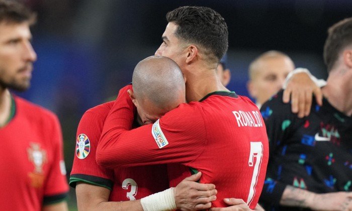 Plačící Portugalec Pepe o objetí s Ronaldem: Jsme jako bratři. Ke konci se nevyjádřil